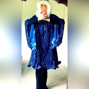 Cape set Wizard Cape set Silver Blue velour Feather, trim hood, tunic, & acces S